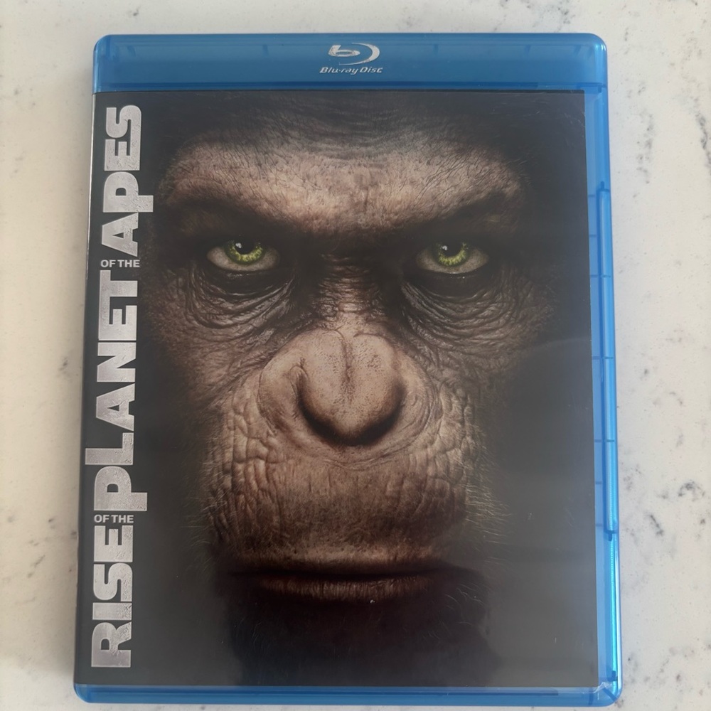 Rise of the Planet of the Apes Blu-Ray + DVD 2-Disc Special Edition